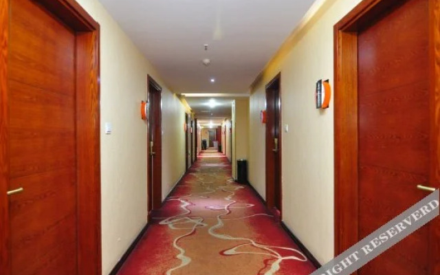 Wote Hotel Kunming Railway Station