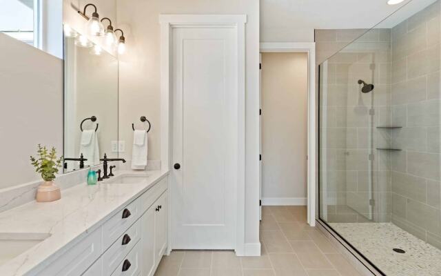 Persian Palms by RedAwning