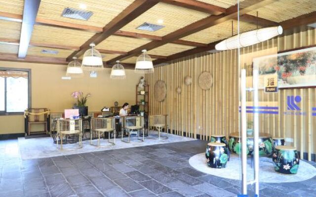 Guangzhou Nanping Hotel