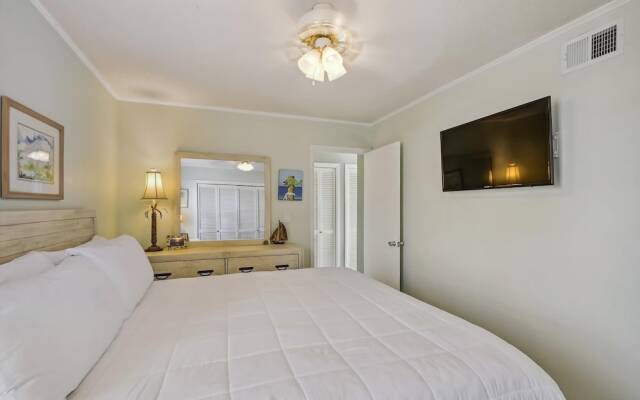 Sandpiper Cove 2041 1 Bedroom Condo by RedAwning