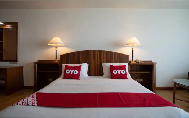 Ayutthaya River View Hotel