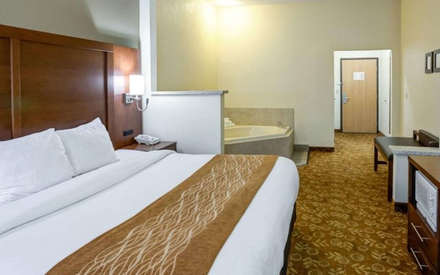 Comfort Suites Kansas City - Liberty