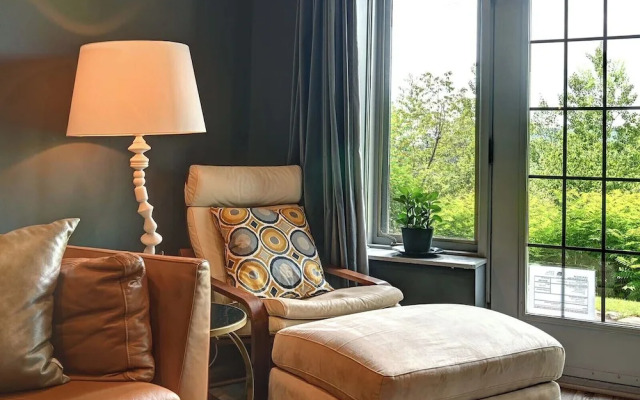 120 Algonquin Unit 7