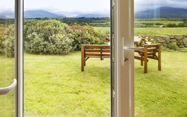 Coed Bolyn Lodge
