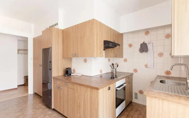 Mole Residence by Homenhancement
