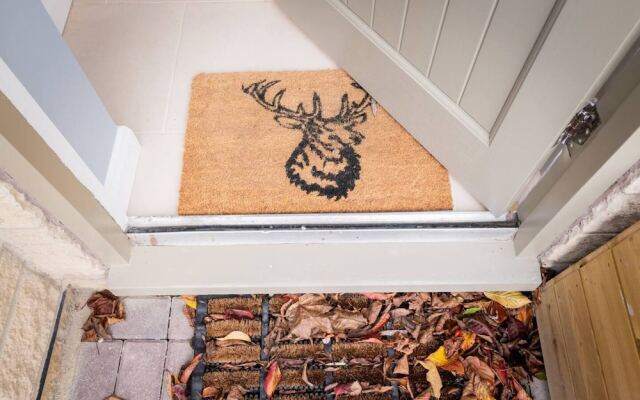 Impeccable 2-bed Apartment in Chipping Norton