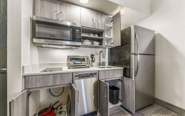 Metro Tempe Extended Stay