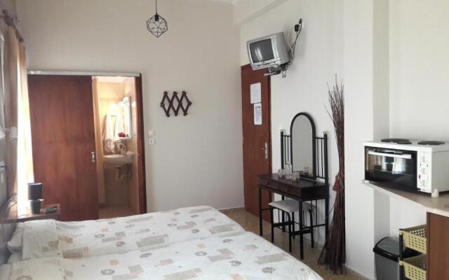 Rooms-Studio Anagnostou