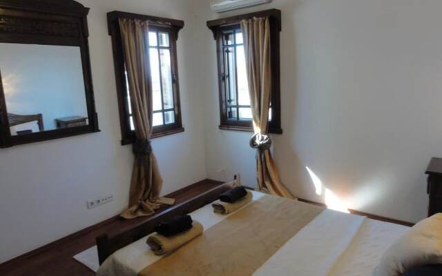 Elegant Villas 1 1