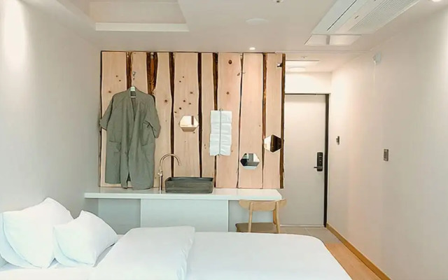 Sokcho Gallery In Stay