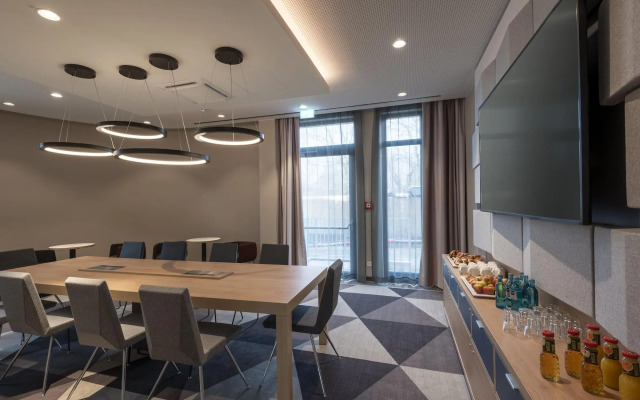 Holiday Inn Express Munich North by IHG