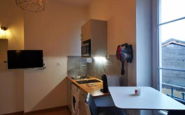 La Croisade-Studio-Hyper centre Tassin- Suite 2