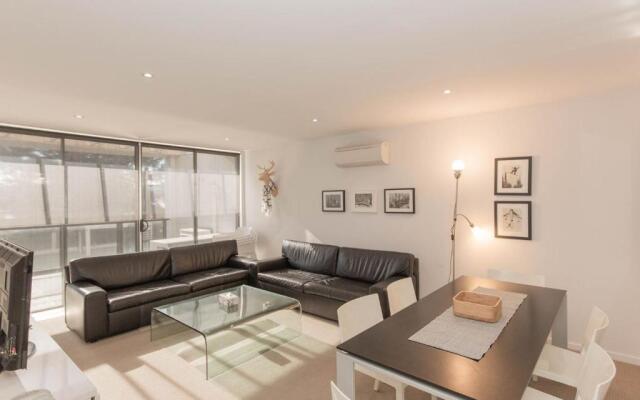 Edge 6/16 Clyde Street