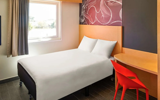 Ibis Culiacan