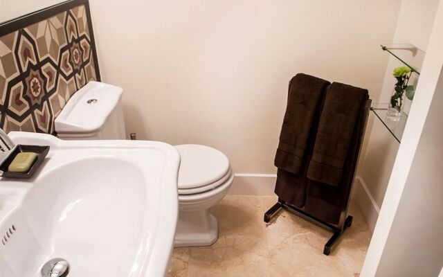 Pillow Town House with Terrace