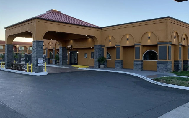 Quality Inn Redding near I-5