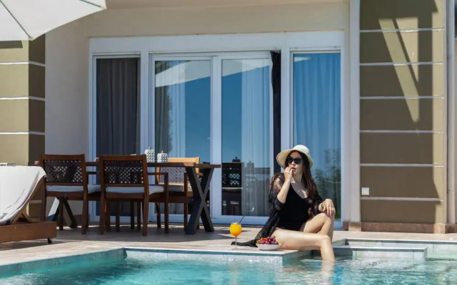 Sunny Villa in Chaniotis