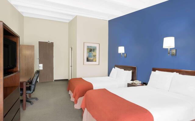 Howard Johnson by Wyndham Amherst Hadley