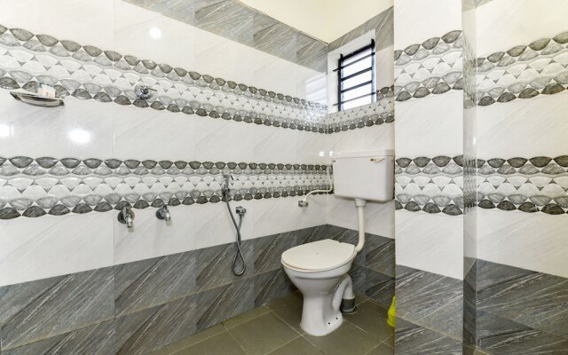 SilverKey Executive Stays 65165 Athani Residency