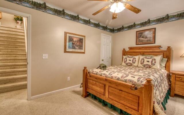 Bluebird's Song by HoneyBearCabins