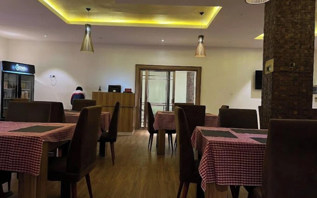 Swiss Pyramid Suites