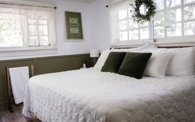 Secret Garden Bed & Breakfast