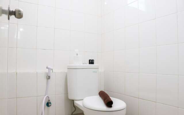 Minimalist And Warm 1Br At Bassura City Apartment