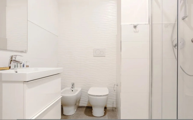 Mi-brgz1c1 Bergonzoli Place - Bilo B - Nina