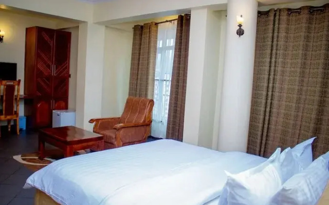 Seven Skies Hotel