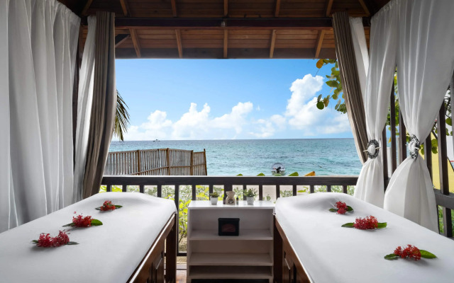 Grand Decameron Cornwall Beach, A Trademark All-Inclusive Resort