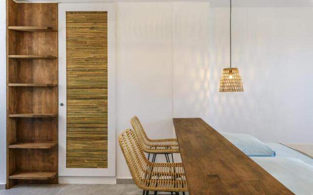 Mesmerising Sea View Lia Residence