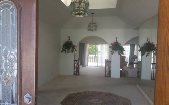 Windsong Guest Apartments