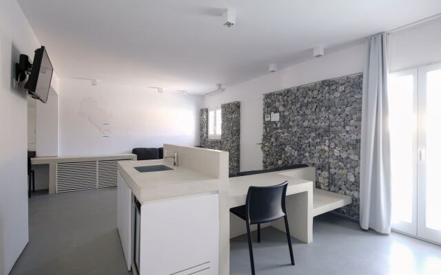Relux Ios Hotel