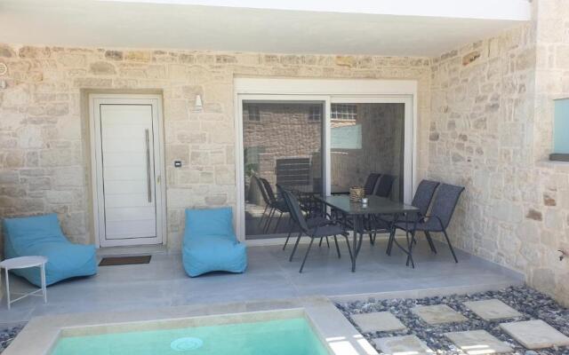 Zefyros Suite , Seafront retreat !