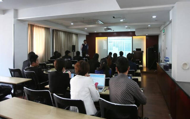 Hanting Express Xiamen Airport Branch Hotel