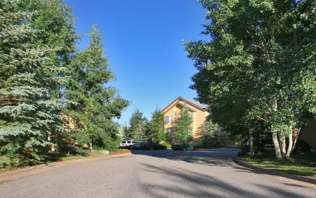 Swan Mountain Resort