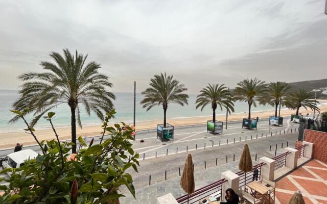 California Beach Apartment by Trip2Portugal