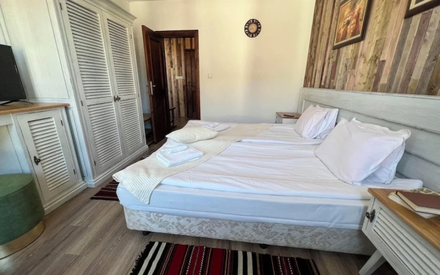Room in Apartment - Granat Maisonette - Next to Gondola Lift, Ideal for 4 Guests