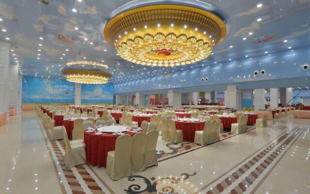 Hunan WanJiaLi International Hotel