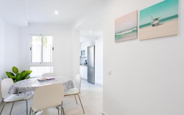 188 LAS TORTUGAS Holiday Home by Sunkeyrents