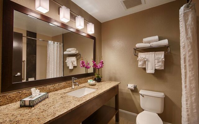 Best Western Airport Inn & Suites