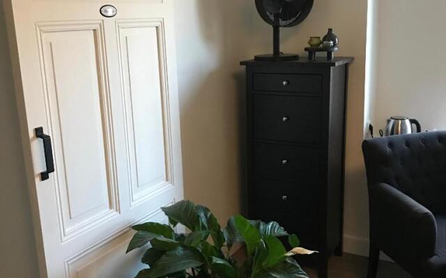 B&B Holset70