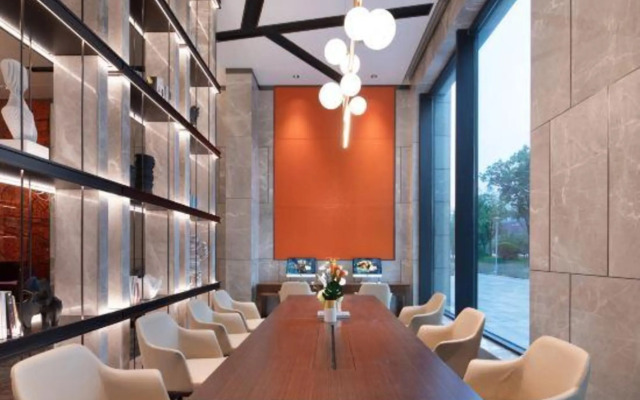 Hampton by Hilton Nantong Railway Station