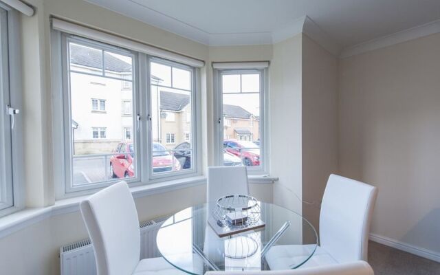 Duloch Apartments KW