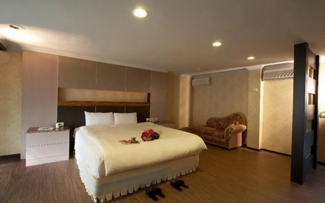 Kylin Peak Hotspring Resort