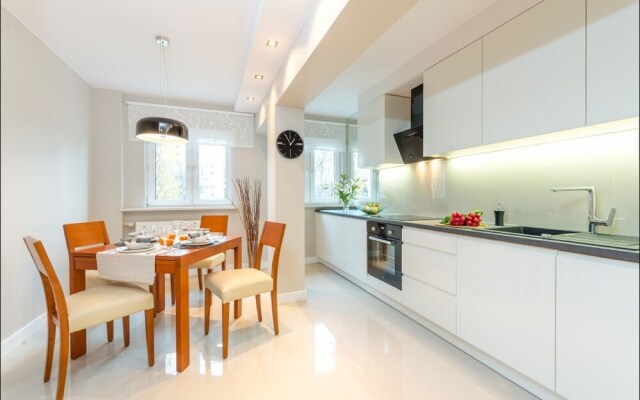 P&O Apartments Chmielna