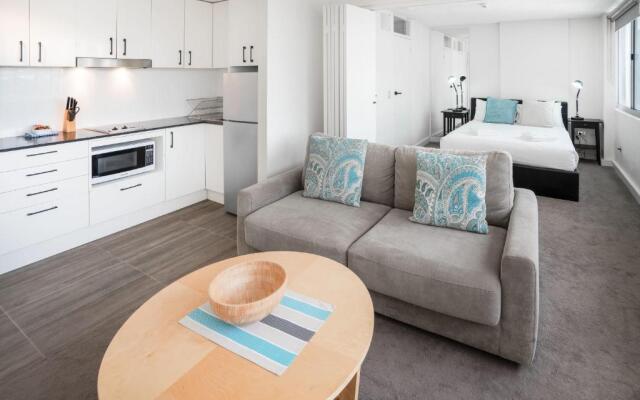 1BR Studio near the Beach with Rooftop Pool