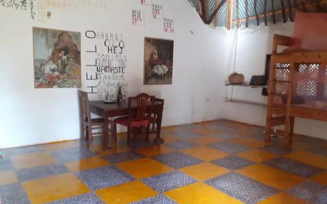 Swahili Divers and Gecko Nature Lodge