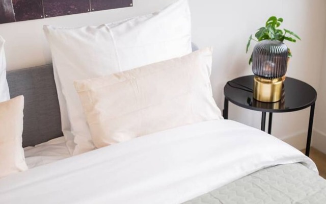 Serviced 3BR Apartment in Utrecht