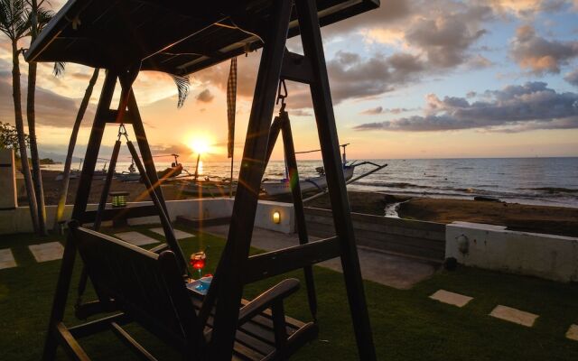 Villa Lovina Beach 2